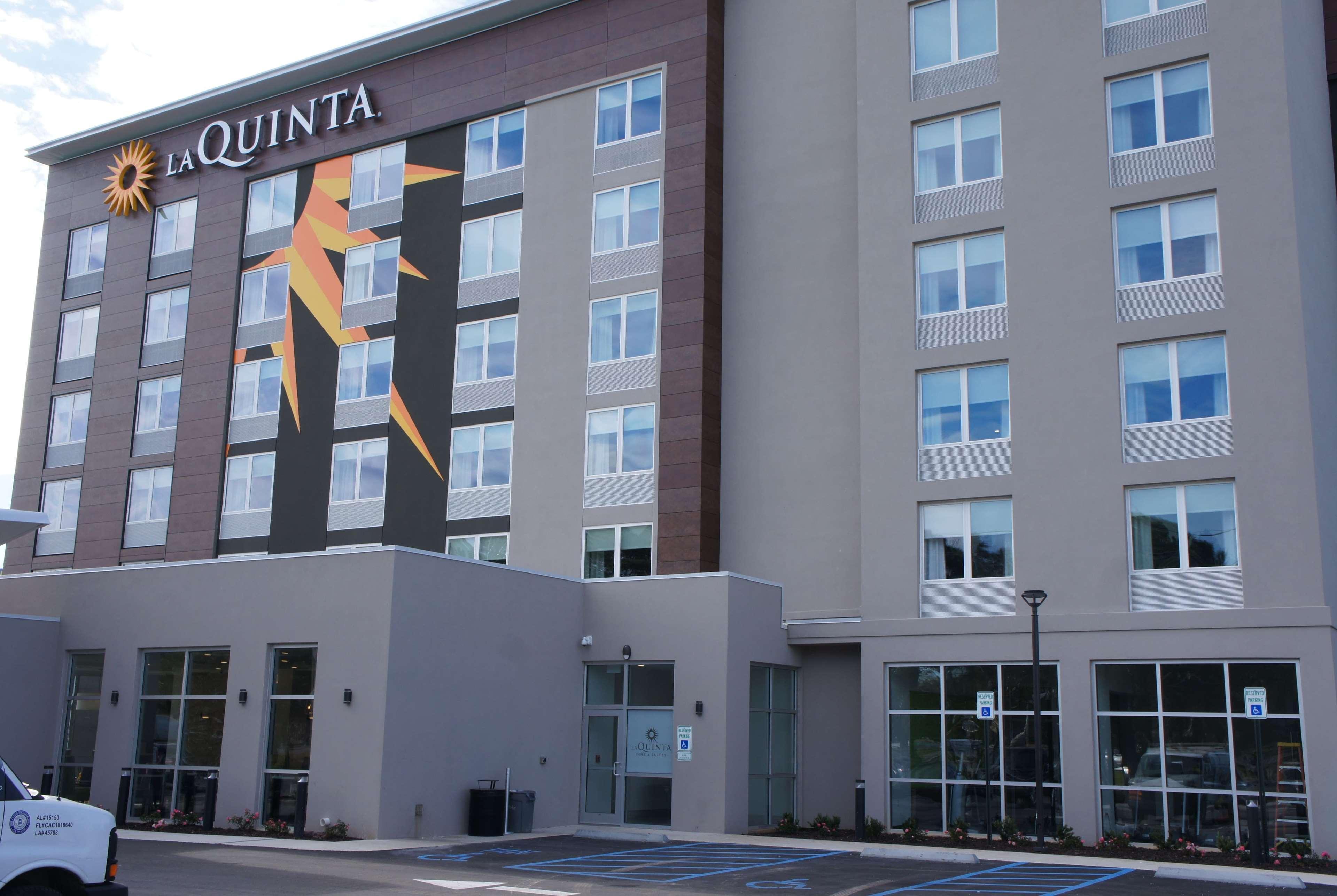 Hotel La Quinta By Wyndham Mobile Exterior foto